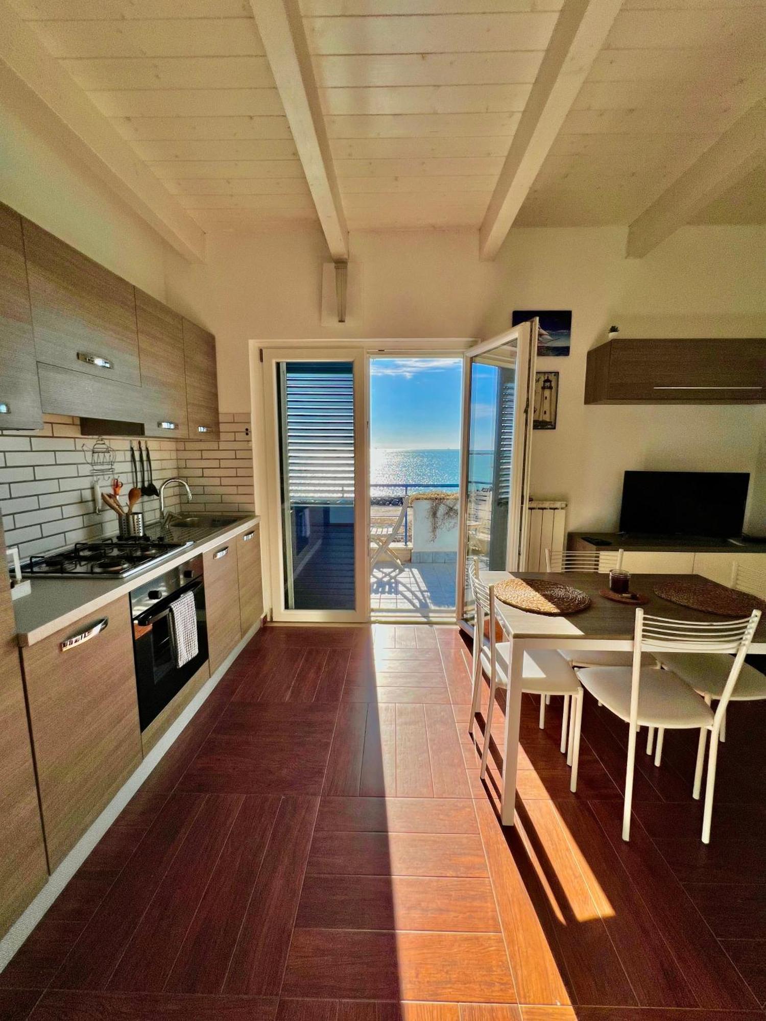 Alba Suite-Rome Airport Fco-Fronte Mare Fiumicino Zewnętrze zdjęcie